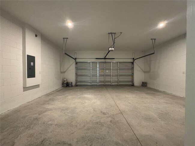 Building Photo - 301 Platform Ln