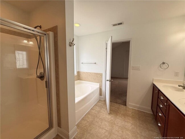 Building Photo - 128 Tun Tavern Dr