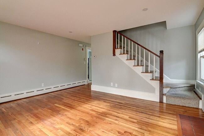 Building Photo - 317 Elmwood Ave