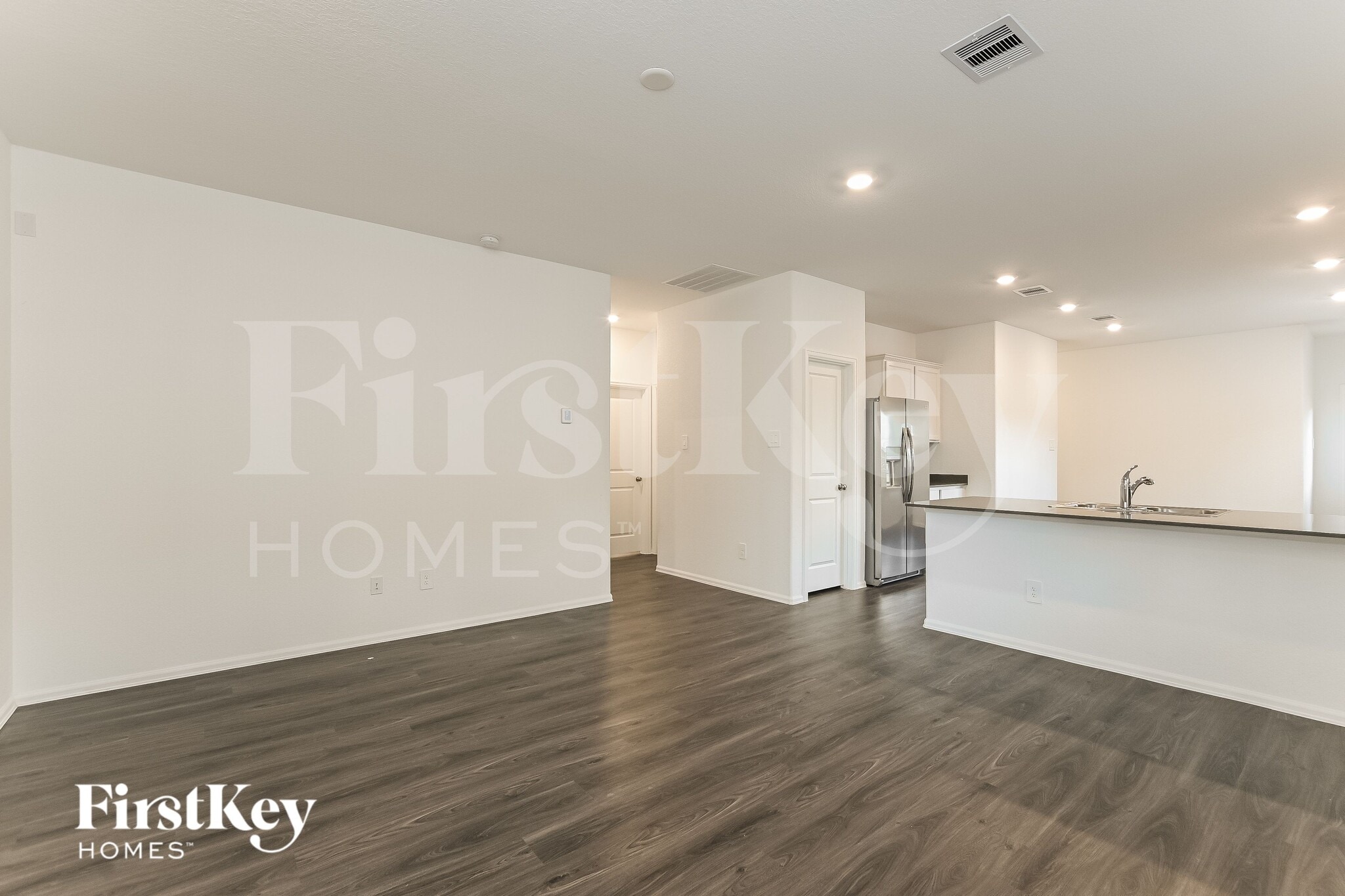Building Photo - 18438 Summit Ranch Dr