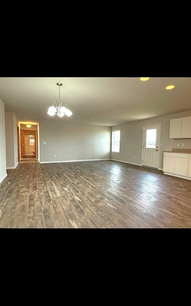 Building Photo - 1044 Witbeck Dr