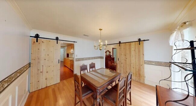 Building Photo - 1120 Brandywine Dr