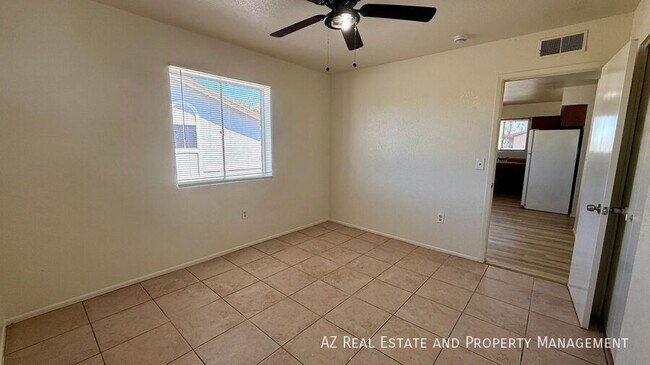 Building Photo - 3128 E Cicero St