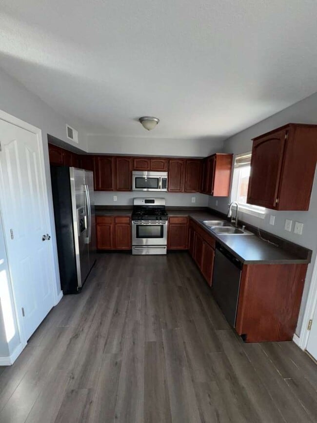 Building Photo - 2817 Talking Rock Pl