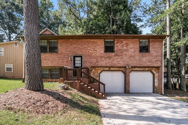 Building Photo - 1073 Cherokee Heights