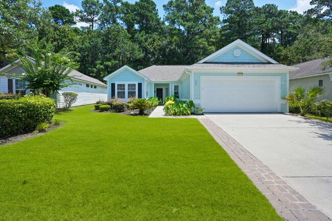 Building Photo - 211 Hampton Cir