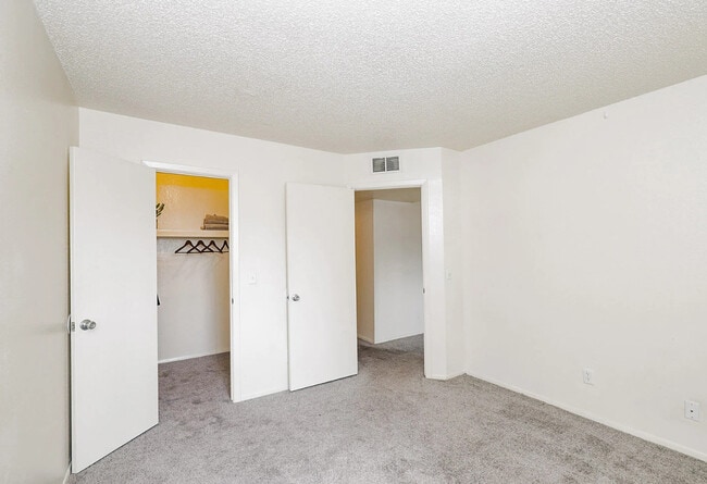 Building Photo - The Canyons on Colter