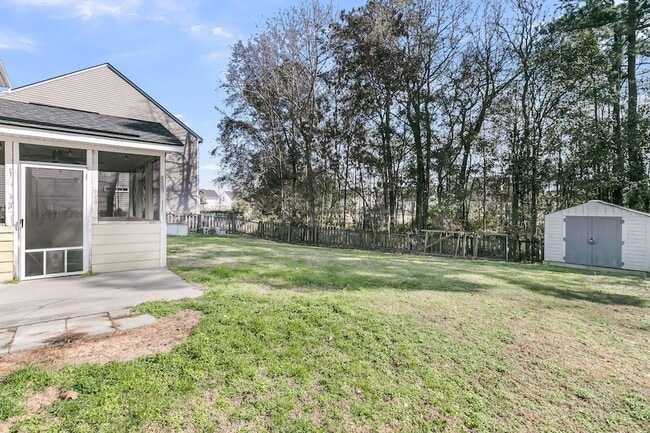 Building Photo - 7478 Hawks Cir