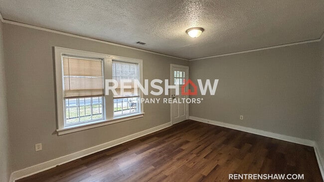 Building Photo - 785 Pope St