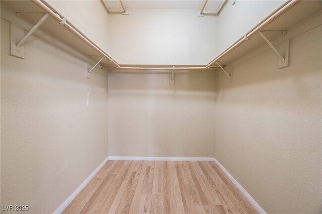 Building Photo - 53 Blaven Dr