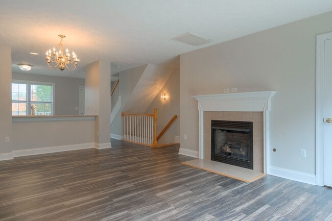 Building Photo - Available for the 2026-2027 lease term.