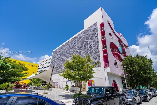 Building Photo - 315 NW 50th St