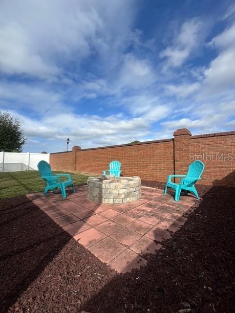 Building Photo - 16389 Yelloweyed Dr