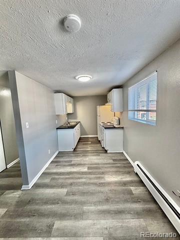 Building Photo - 1437 N Moline St