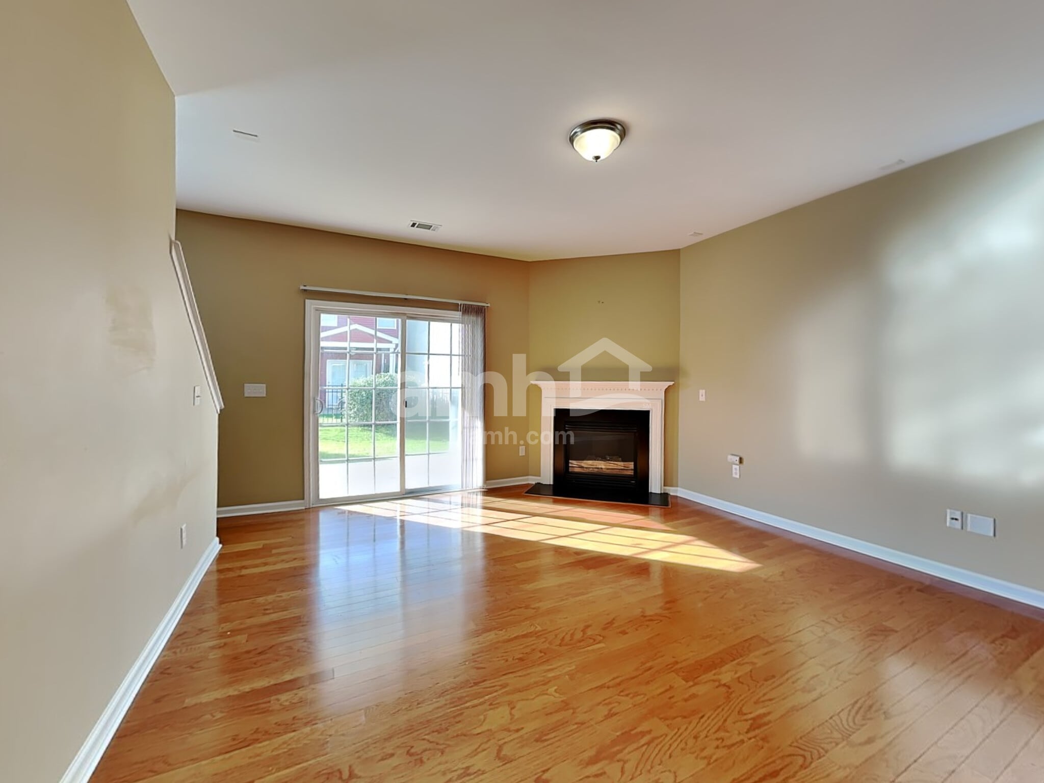 Building Photo - 113 Pin Oak Ct