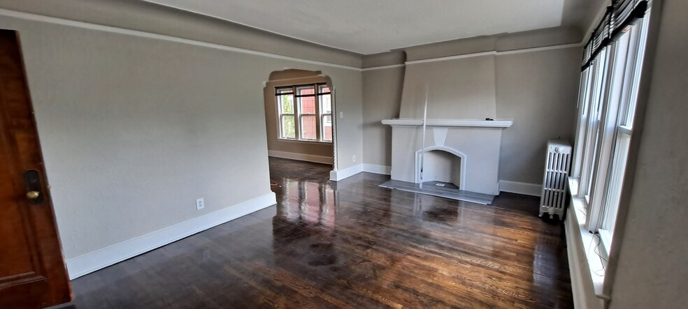 Building Photo - 14060 Northlawn St