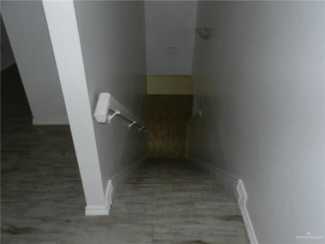 Building Photo - 25 Providence Ave