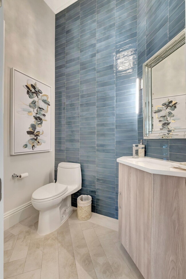 Building Photo - 5747 Paddington Way