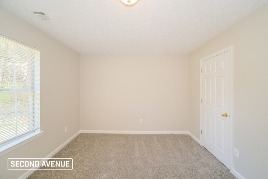 Building Photo - 135 Cactus Ln