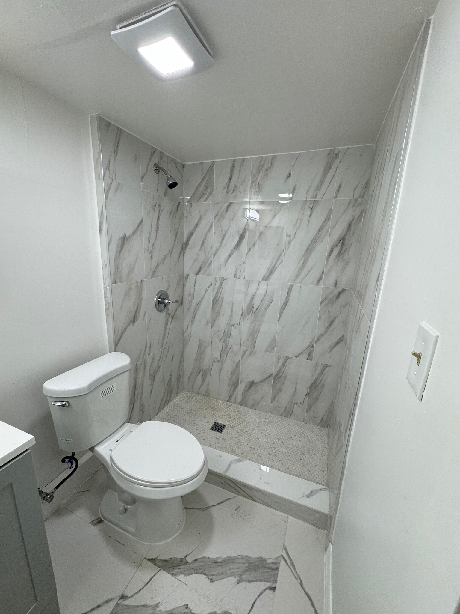 Building Photo - 274 Bayberry Dr
