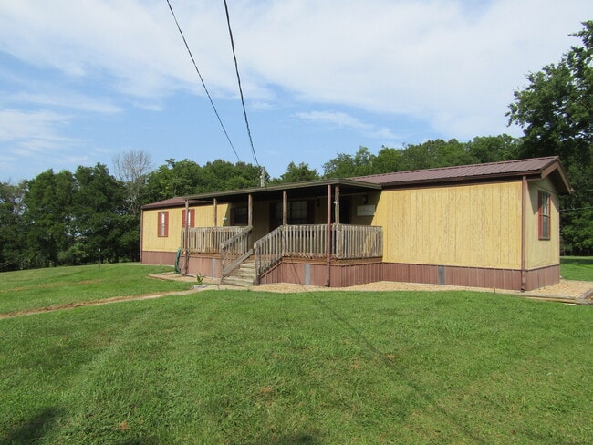 Primary Photo - 916 Browns Ridge Rd