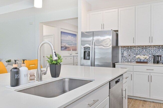 Building Photo - ** Single Family Home ~ Verdana Village ~ 3 Car Garage ~ Salt Water Pool & Lake Views **