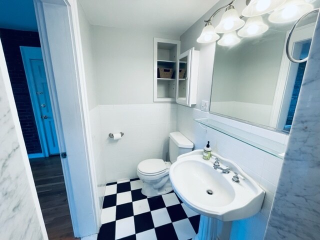 Building Photo - 13 Thacher St