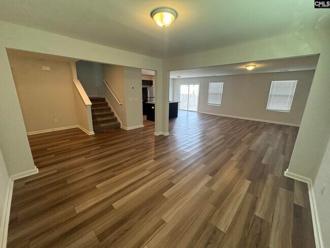 Building Photo - 1052 Crescent Corner Dr