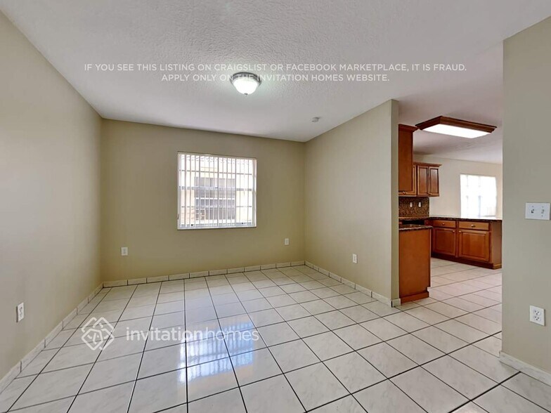 Building Photo - 2016 SW 58th Ct