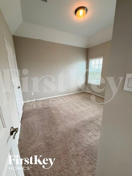 Building Photo - 3209 Youngs Meadow Ln