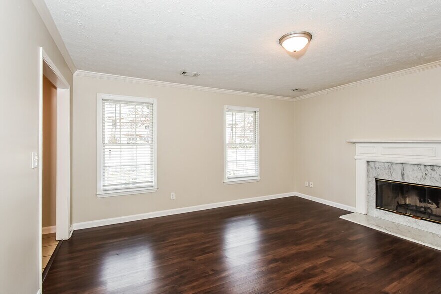 Building Photo - 1150 Burning Bush Dr