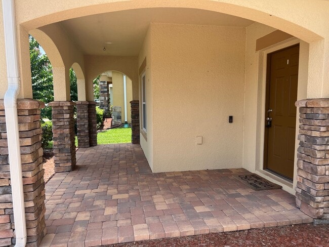 Building Photo - 642 Andalusia Loop