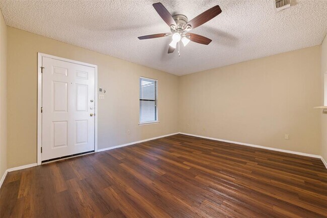 Building Photo - 3506 Speedway