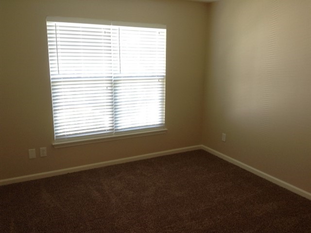Building Photo - 14127 Hiawatha Ct