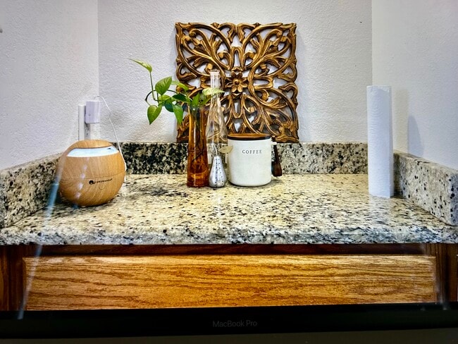 Building Photo - 3009 Quail Hollow Dr