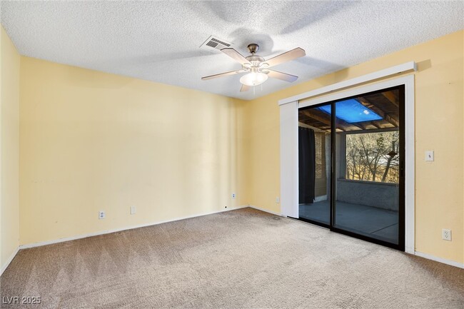 Building Photo - 203 Cimarron Ct