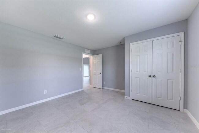 Building Photo - 25583 Deep Creek Blvd