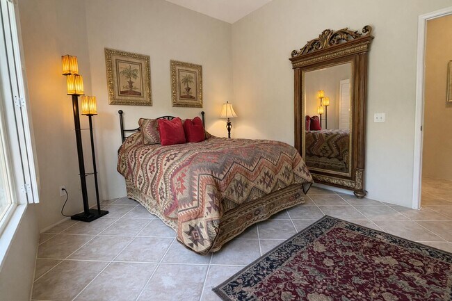 Building Photo - 83 N Kavenish Dr