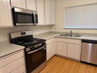 Building Photo - Parkwood Court Apartments