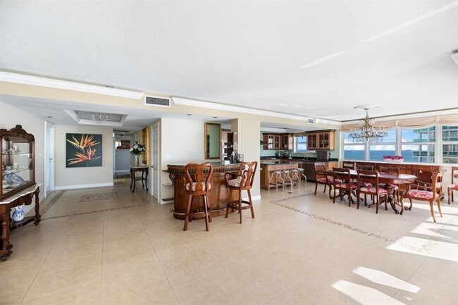 Building Photo - 2000 S Ocean Dr