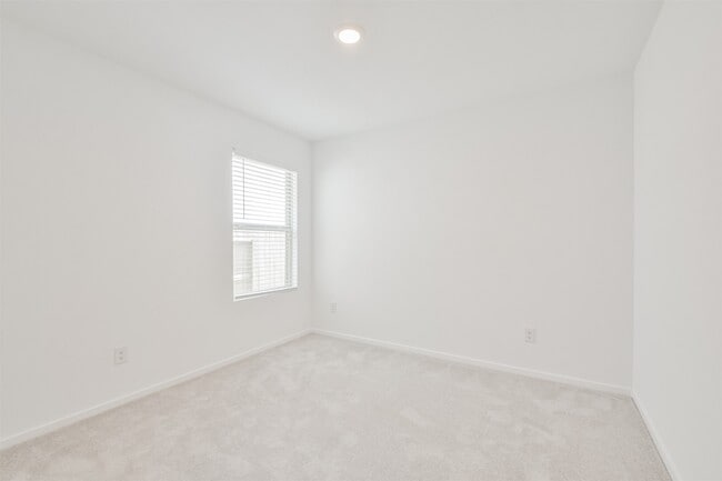 Building Photo - 18562 Cepagatti Dr