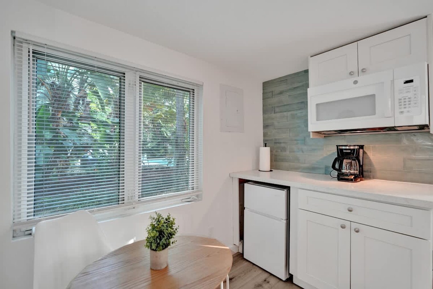 Building Photo - 1115 SW 4th St