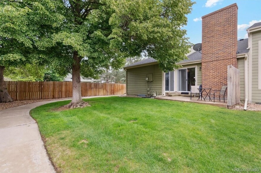 Building Photo - 14333 E Warren Pl