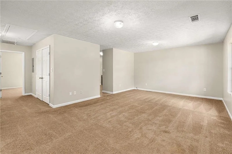 Building Photo - 598 Elle's Wy