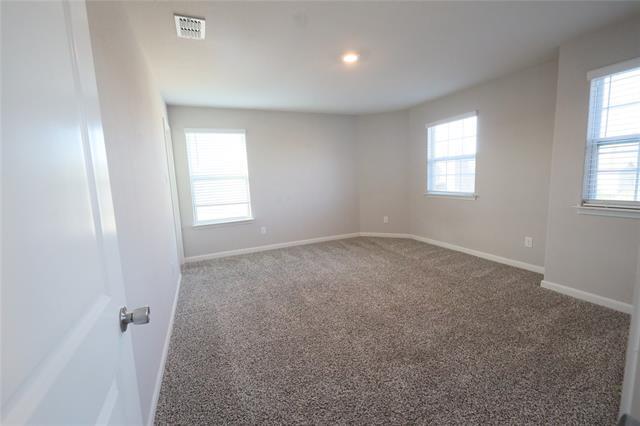 Building Photo - 2121 Yarborough Dr