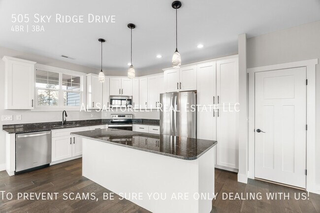 Building Photo - 505 Sky Ridge Dr