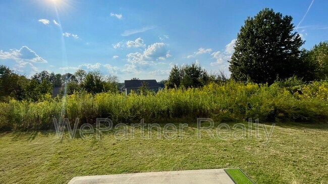 Building Photo - 204 Vickery Ln