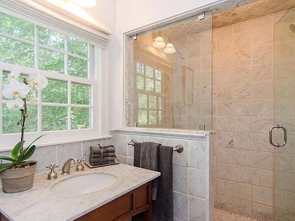 Building Photo - 381 VFW Parkway