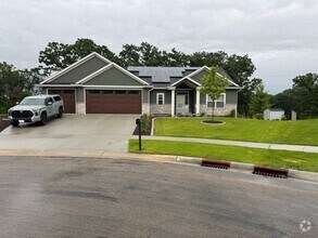 Building Photo - Modern 4-bed, 3-bath Single-Family Home