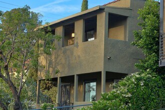 Building Photo - 2236 Glendale Blvd
